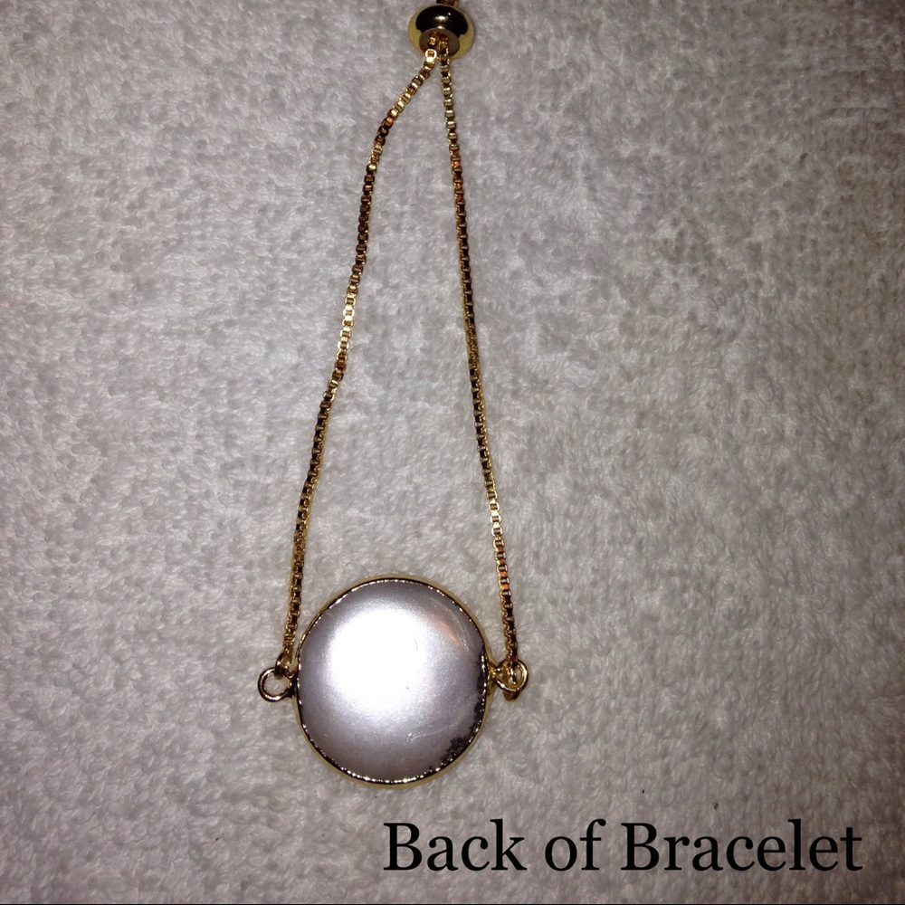 14k Gold Dainty Pearl Bracelet - Picture 6 of 7